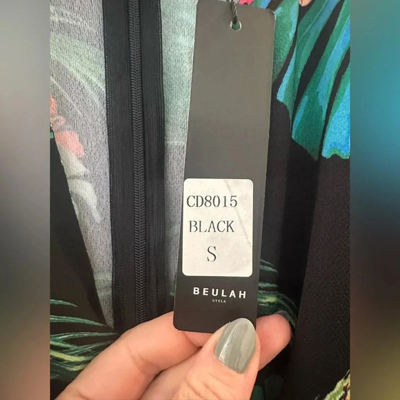 NWT Beulah Tropical Pants Belted Jumpsuit Romper Black Floral Small - Picture 5 of 6